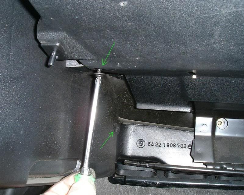 *DIY E34 heater core R&R (IHKA content)